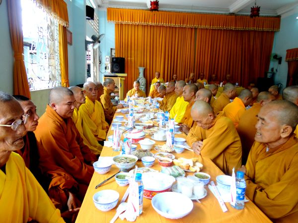 TP.HCM: Lễ húy nhật, tưởng niệm ân sư tại chùa Linh Sơn