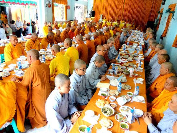 TP.HCM: Lễ húy nhật, tưởng niệm ân sư tại chùa Linh Sơn