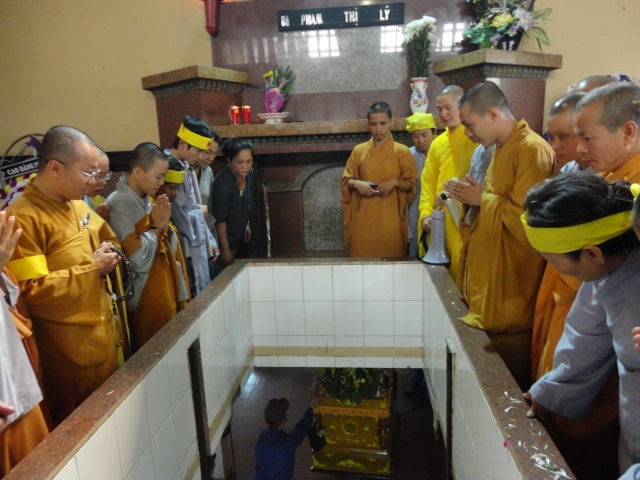 TP.HCM: Chùa Giác Ngộ di quan nhục thân cố Sa Di Ni Thích Nữ Chơn Huyền về nơi an nghĩ cuối cùng