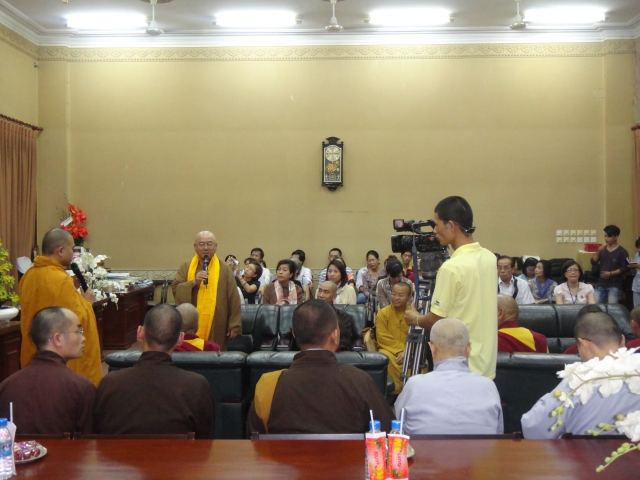 Tăng đoàn tu viện Namgyal - Dharamsala thăm Học viện PGVN tại TP. HCM
