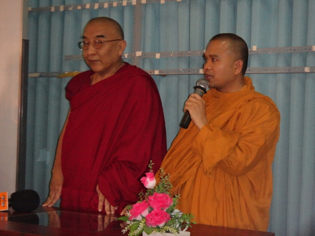 Tăng đoàn tu viện Namgyal - Dharamsala thăm Học viện PGVN tại TP. HCM