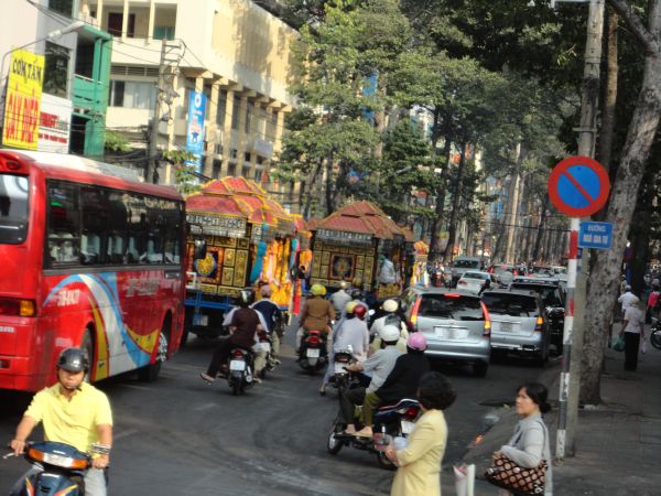 TP.HCM: Chùa Giác Ngộ di quan nhục thân cố Sa Di Ni Thích Nữ Chơn Huyền về nơi an nghĩ cuối cùng