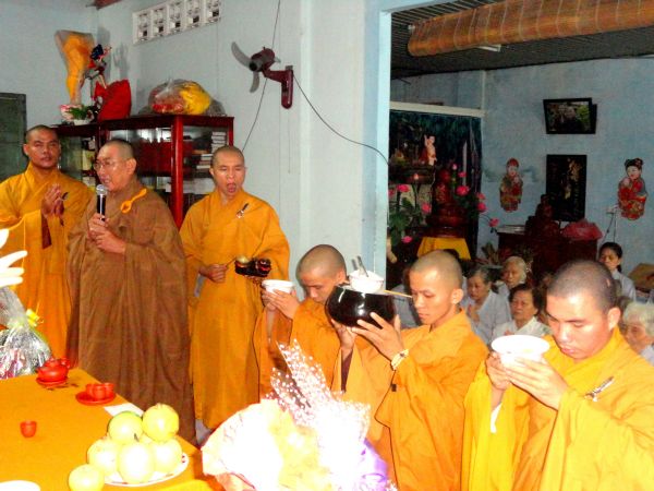 TP.HCM: Lễ húy nhật, tưởng niệm ân sư tại chùa Linh Sơn