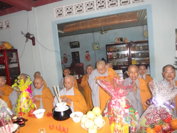 TP.HCM: Lễ húy nhật, tưởng niệm ân sư tại chùa Linh Sơn