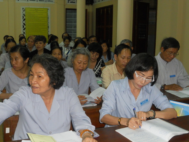 Khánh Hòa: Lớp học Phật pháp cư sĩ Áo Lam - Tp. Nha Trang khai giảng