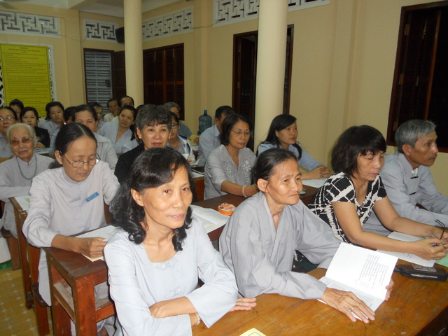 Khánh Hòa: Lớp học Phật pháp cư sĩ Áo Lam - Tp. Nha Trang khai giảng