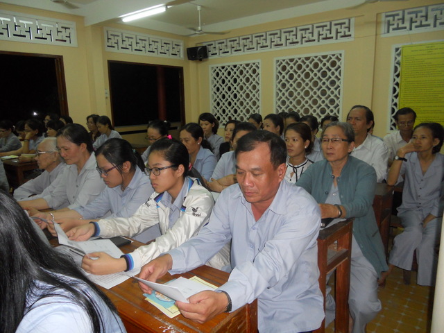 Khánh Hòa: Lớp học Phật pháp cư sĩ Áo Lam - Tp. Nha Trang khai giảng