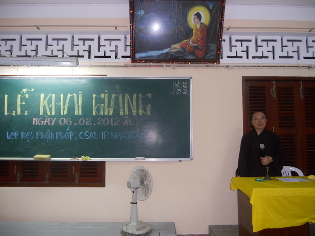 Khánh Hòa: Lớp học Phật pháp cư sĩ Áo Lam - Tp. Nha Trang khai giảng