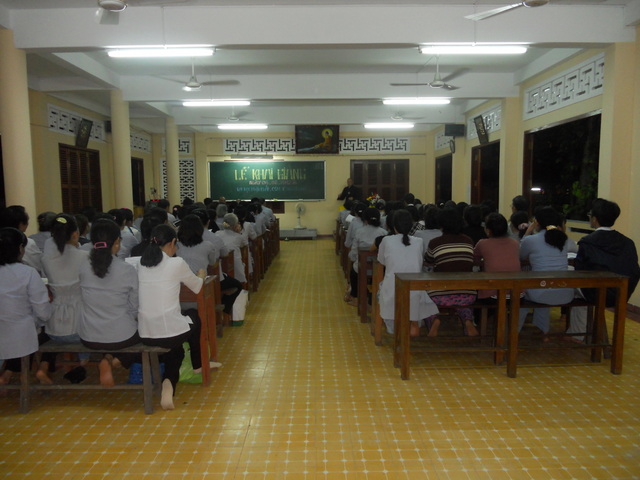 Khánh Hòa: Lớp học Phật pháp cư sĩ Áo Lam - Tp. Nha Trang khai giảng