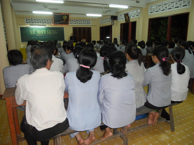 Khánh Hòa: Lớp học Phật pháp cư sĩ Áo Lam - Tp. Nha Trang khai giảng