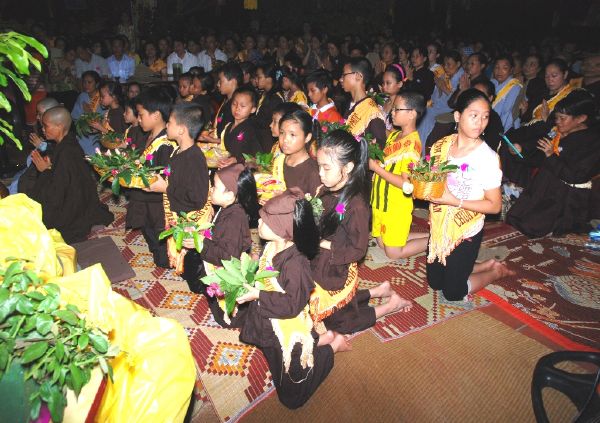 Hải Dương: Lắng động lễ Vu lan Báo hiếu tại chùa Linh Sơn Vạn Phúc