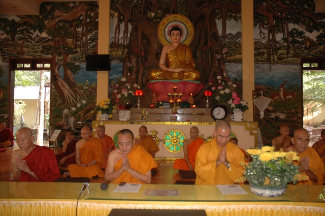 Khóa Tu Thiền Đầu Năm 2012 Tại Thiền Viện Phước Sơn
