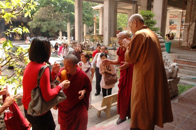 Chùm ảnh: BTS THPG TP. HCM tiếp đón Tăng đoàn tu viện Namgyal - Dharamsala