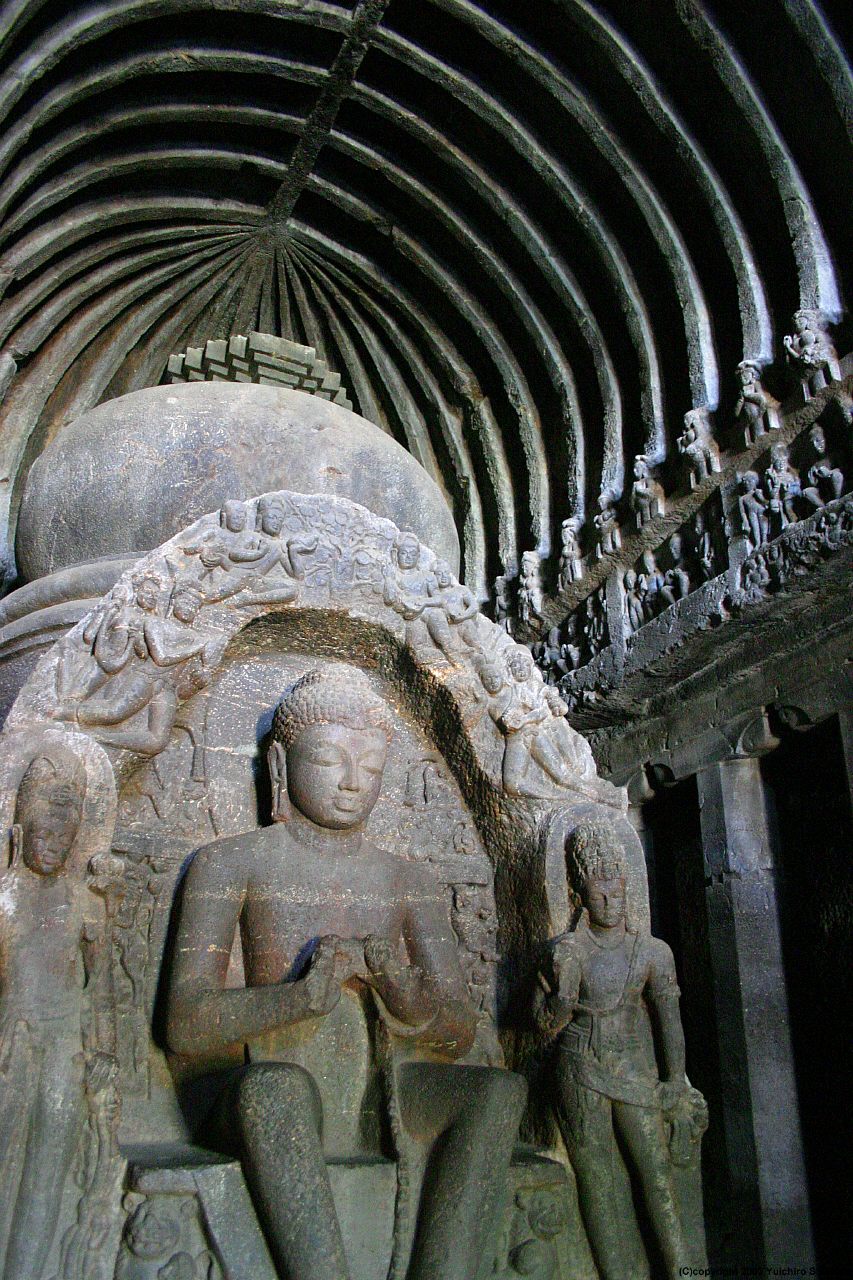 Khám phá quần thể hang động Ellora - Ấn Độ