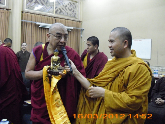 Tăng đoàn tu viện Namgyal - Dharamsala thăm Học viện PGVN tại TP. HCM