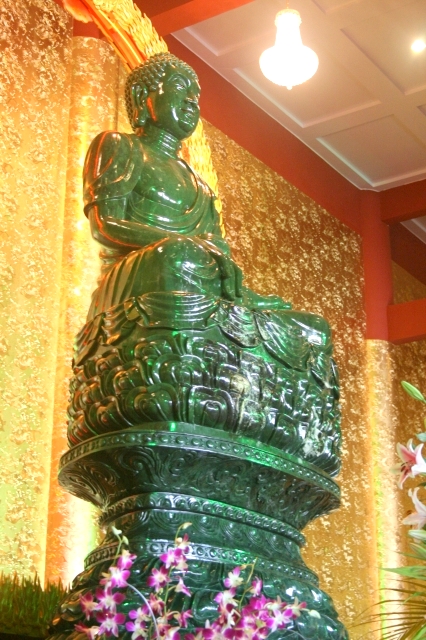 Chùm ảnh: Chùa Giác Ngộ tổ chức hành hương 10 chùa đầu năm