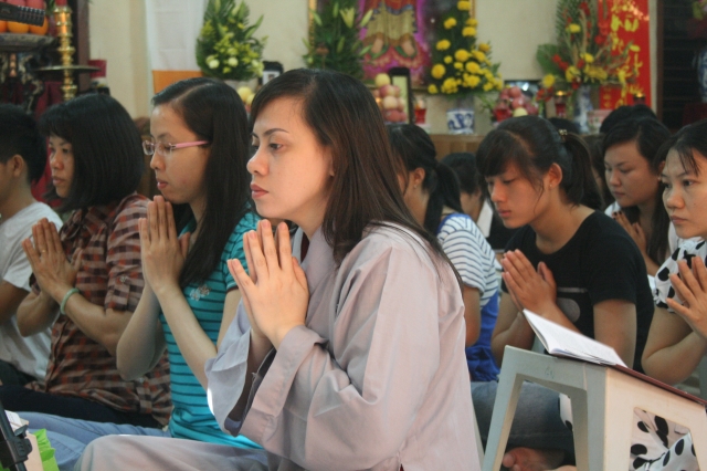 Chùm ảnh: Chùa Giác Ngộ tổ chức lễ quy y cho hơn 100 Phật tử mới