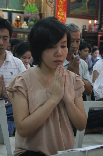 Chùm ảnh: Chùa Giác Ngộ tổ chức lễ quy y cho hơn 100 Phật tử mới