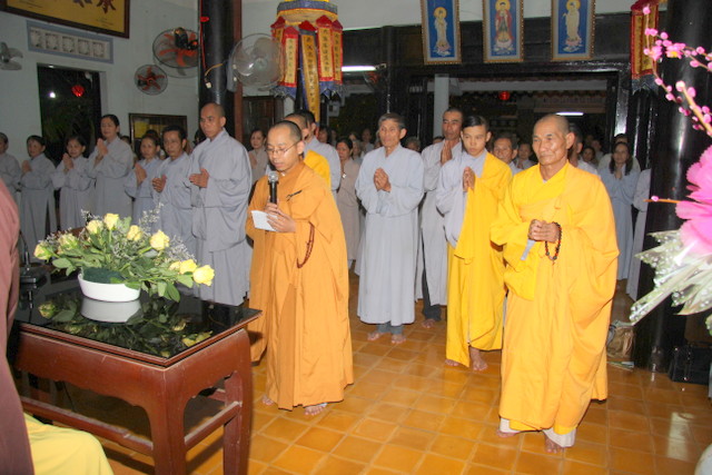 Đại Lão Hoà Thượng Trưởng Ban Trị Sự Tỉnh Hội Phật Giáo Khánh Hòa viếng thăm chùa Kỳ Viên Trung Nghĩa