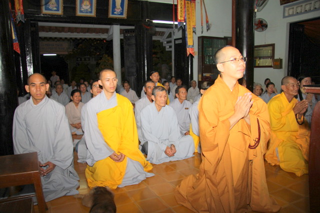 Đại Lão Hoà Thượng Trưởng Ban Trị Sự Tỉnh Hội Phật Giáo Khánh Hòa viếng thăm chùa Kỳ Viên Trung Nghĩa