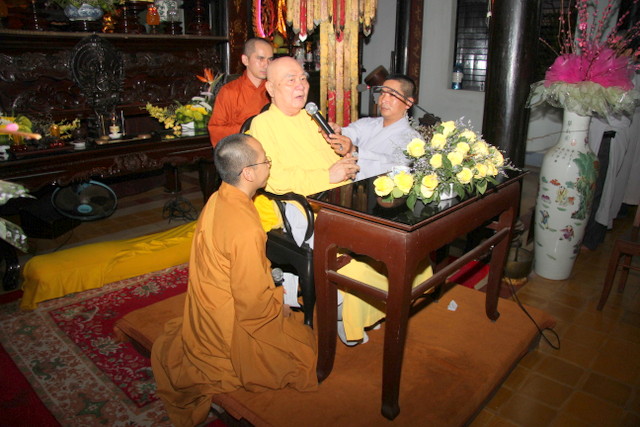 Đại Lão Hoà Thượng Trưởng Ban Trị Sự Tỉnh Hội Phật Giáo Khánh Hòa viếng thăm chùa Kỳ Viên Trung Nghĩa