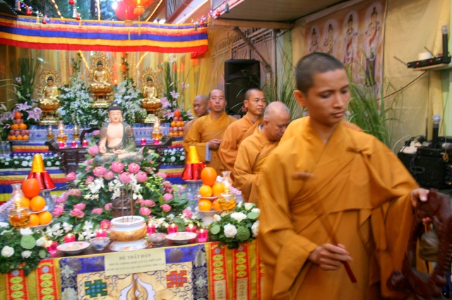 TP. HCM: Chùa Huệ Quang tổ chức lễ tạ đàn Dược Sư Thất Châu