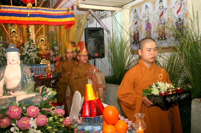 TP. HCM: Chùa Huệ Quang tổ chức lễ tạ đàn Dược Sư Thất Châu