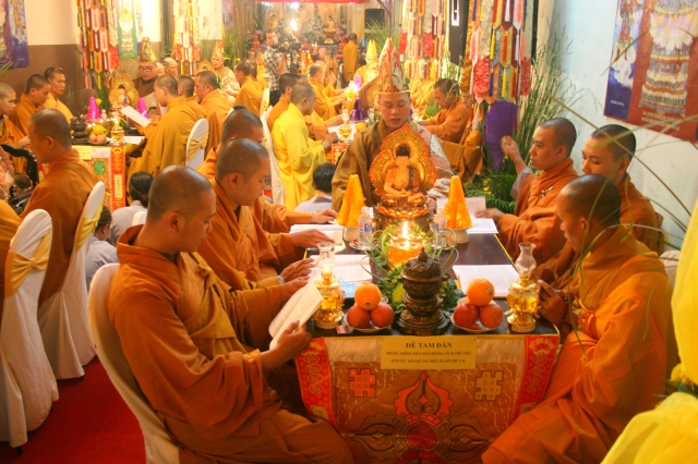 TP. HCM: Chùa Huệ Quang tổ chức lễ tạ đàn Dược Sư Thất Châu