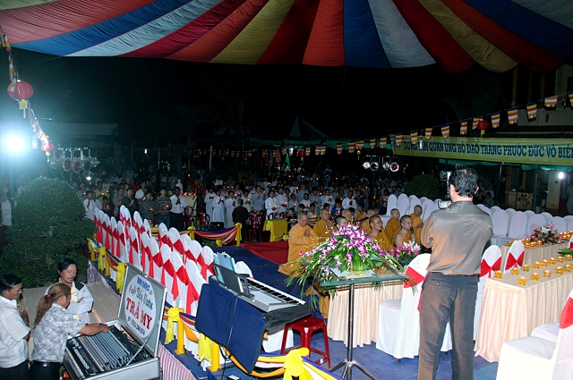 Lễ Đặt Đá Xây Dựng Chánh Điện và Cổng Tam Quang Tịnh Xá Ngọc Chơn Thị Xã Buôn Hồ-Tỉnh Đăk-Lăc