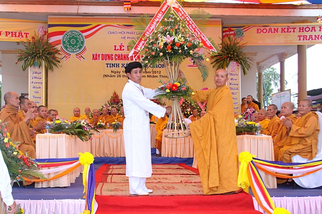 Lễ Đặt Đá Xây Dựng Chánh Điện và Cổng Tam Quang Tịnh Xá Ngọc Chơn Thị Xã Buôn Hồ-Tỉnh Đăk-Lăc
