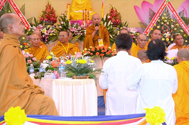 Lễ Đặt Đá Xây Dựng Chánh Điện và Cổng Tam Quang Tịnh Xá Ngọc Chơn Thị Xã Buôn Hồ-Tỉnh Đăk-Lăc