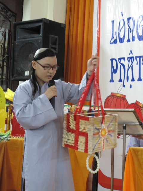 TP. HCM: Hội Thi Lồng Đèn Phật Đản