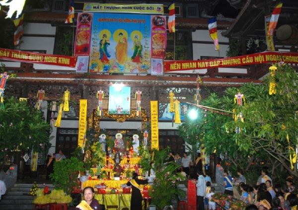 Hải Dương: Lắng động lễ Vu lan Báo hiếu tại chùa Linh Sơn Vạn Phúc