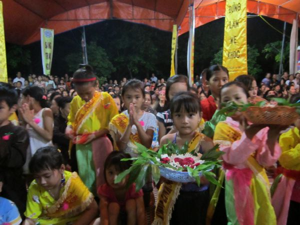 Hải Dương: Xúc Động lễ Vu lan tại chùa Liên Hoa