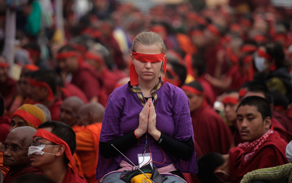Lễ hội Kalachakra – nghe giảng đạo và thiền định