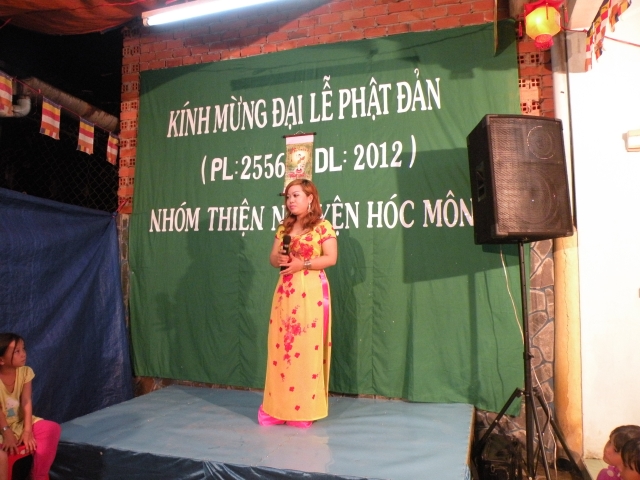 Lễ Phật đản với người khiếm thị