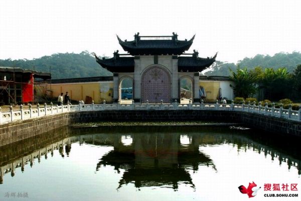 Chùa Tuyết Đậu - Một trong Ngũ Đại danh sơn Phật Giáo Trung Quốc