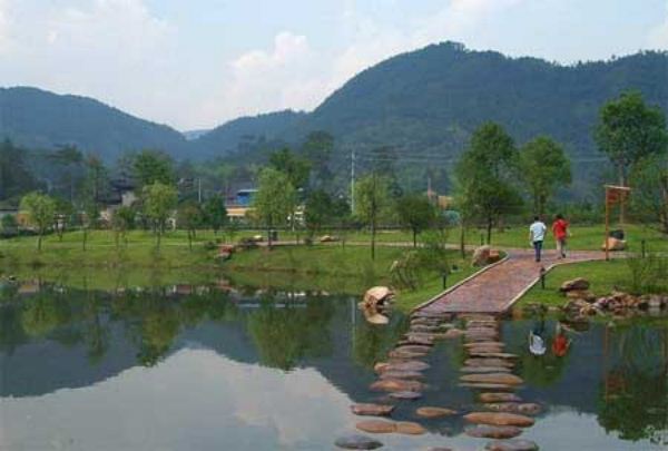 Chùa Tuyết Đậu - Một trong Ngũ Đại danh sơn Phật Giáo Trung Quốc