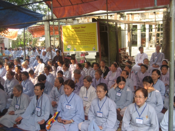 Hà Tĩnh:  Đoàn hành hương chùa Giác Hạnh cầu nguyện quốc thái dân an
