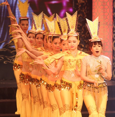 Tùng Dương - Ngọc Khuê “phiêu” cùng nhạc Phật