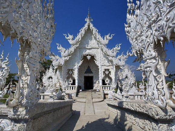 Đền Wat Rong Khun – Kiệt tác kiến trúc Thái Lan đương đại