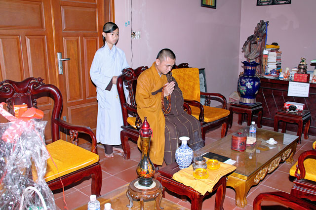 Gia Lai: Chùa Quan Âm Lễ Cài Huy Hiệu và Vượt Bậc Ngành Oanh Vũ