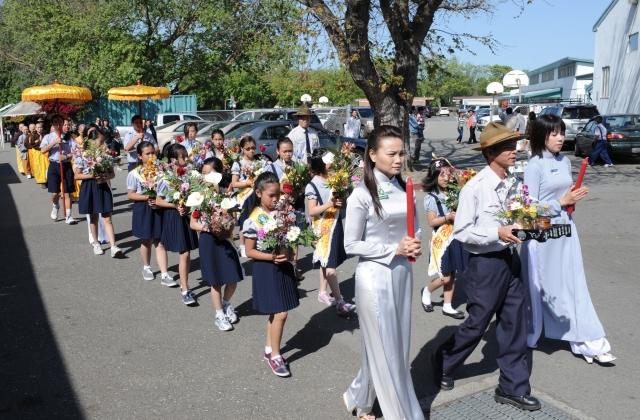 Chùa Phổ Từ - thành phố Hayward (Hoa Kỳ) mừng đại lễ Phật Đản PL 2556