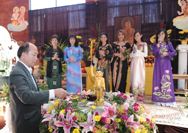 Đại lễ Phật Đản tại tu viện Kim Sơn - Ngôi tòng lâm danh tiếng tại Hoa Kỳ