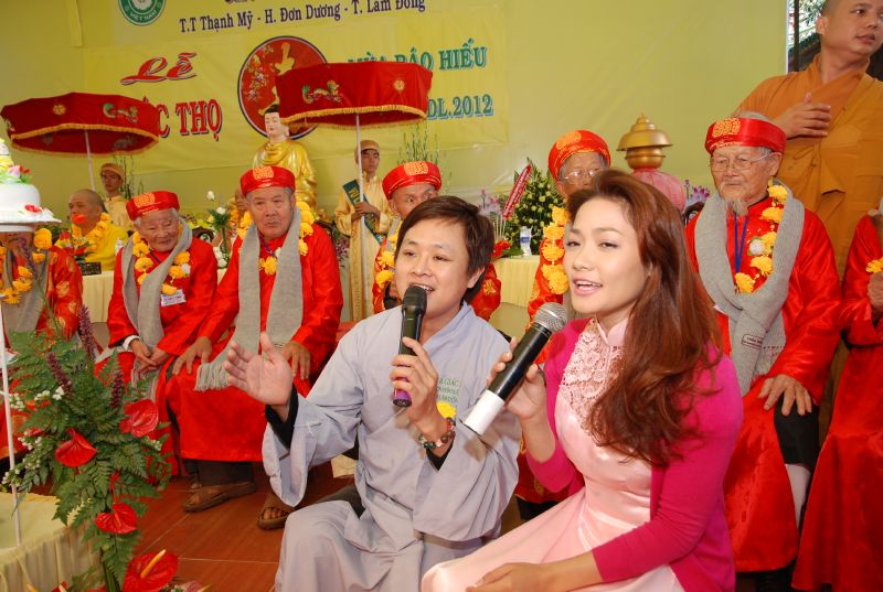 Lâm Đồng: Chùa Giác Hải tổ chức đại lễ Vu Lan Báo Hiếu và chúc thọ gần 1000 cụ