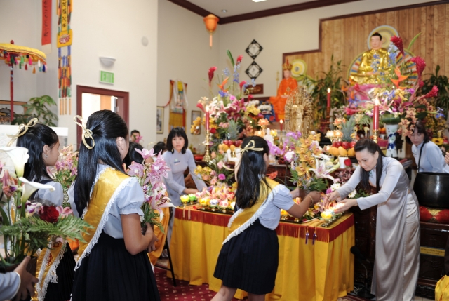 Chùa Phổ Từ - thành phố Hayward (Hoa Kỳ) mừng đại lễ Phật Đản PL 2556