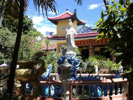 Khánh Hòa: Khóa tu một ngày an lạc tại chùa Sắc tứ Minh Thiện, Diên Khánh