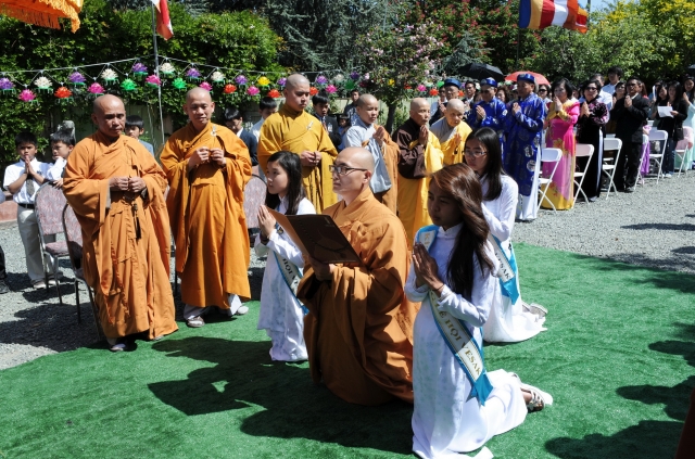 Trung tâm Văn hóa Phật giáo Liễu Quán (Hoa Kỳ)  long trọng tổ chức Đại lễ Phật đản PL 2556