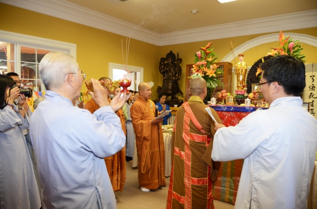 Đại lễ Vu Lan tạ trung tâm văn hóa Phật giáo - chùa Liễu Quán - San Jose, California, Hoa Kỳ