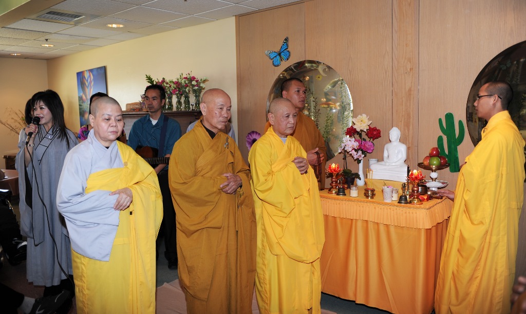 Lễ an vị Phật tại Mission De La Casa - Viện dưỡng lão ở San Jose - Hoa Kỳ